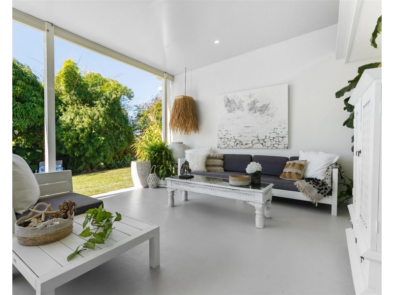 6 Remount Place, Carrara QLD 4211