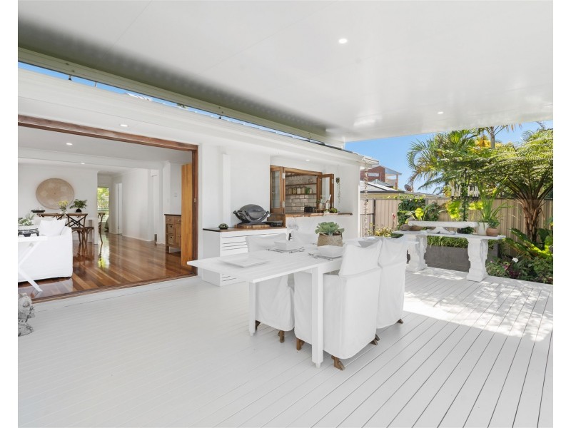 6 Remount Place, Carrara QLD 4211