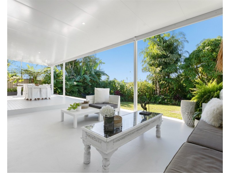 6 Remount Place, Carrara QLD 4211
