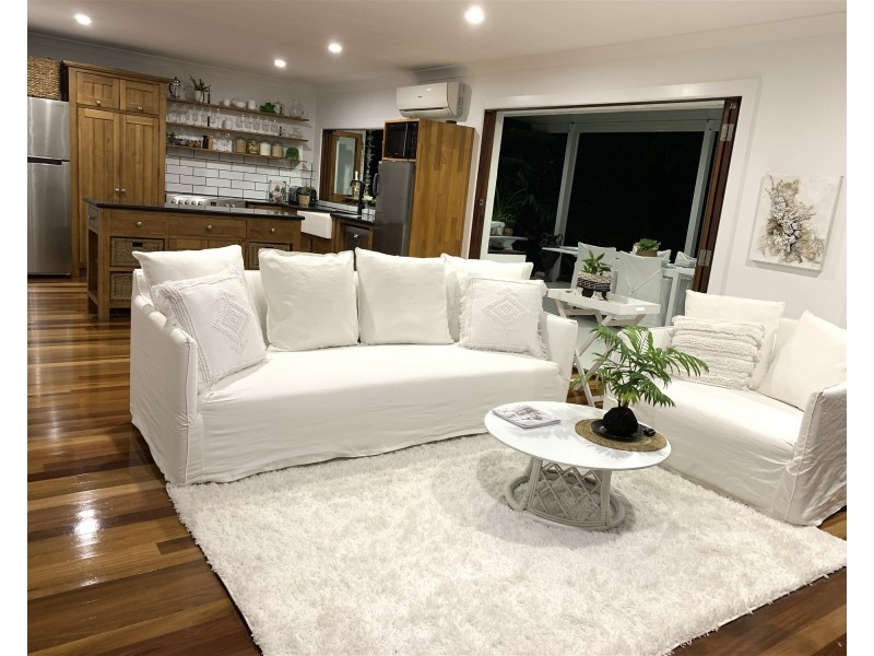 6 Remount Place, Carrara QLD 4211