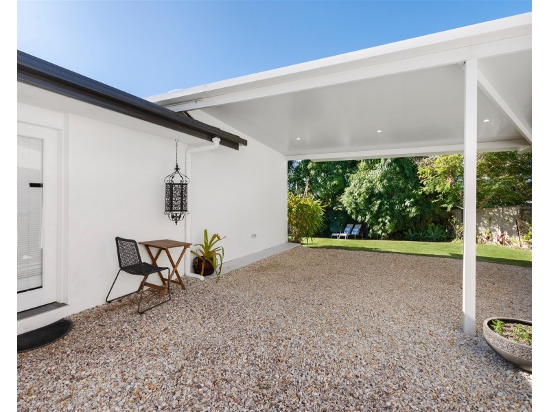 6 Remount Place, Carrara QLD 4211