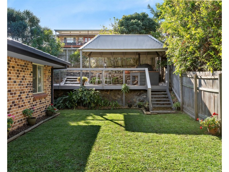 1 Regal Court, Highland Park QLD 4211