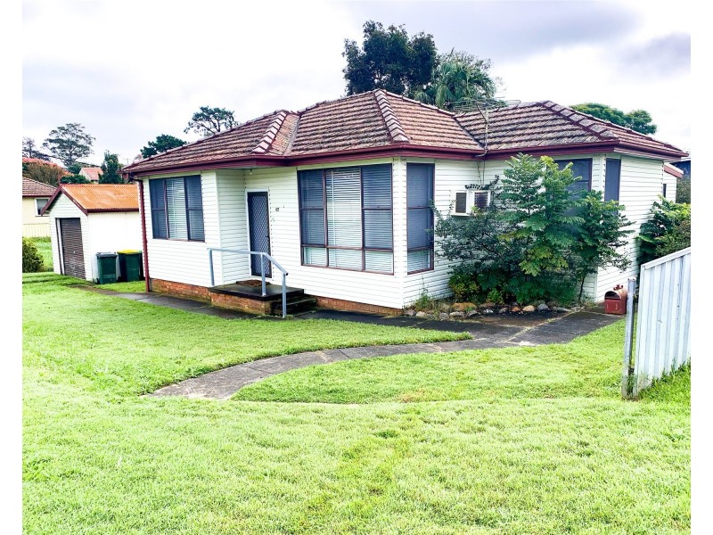 43 Second Ave, Rutherford NSW 2320