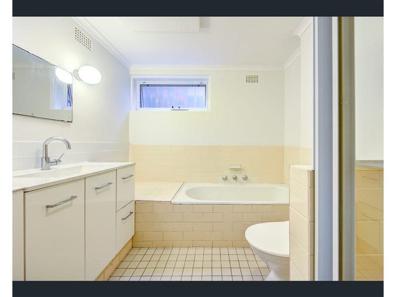 24/10 Kissing Point Road, Turramurra NSW 2074