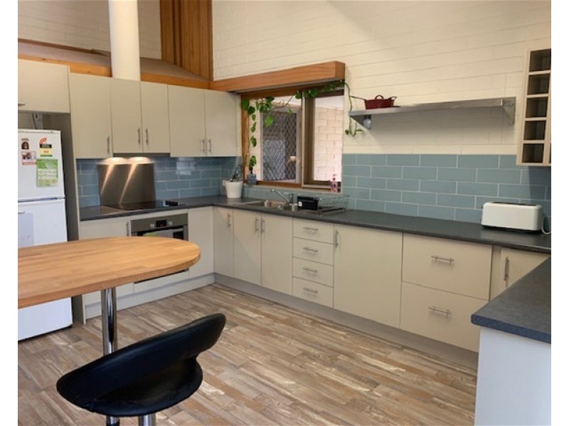 78 Railway Tce East, Snowtown SA 5520