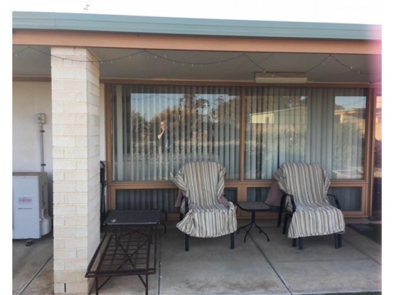 78 Railway Tce East, Snowtown SA 5520