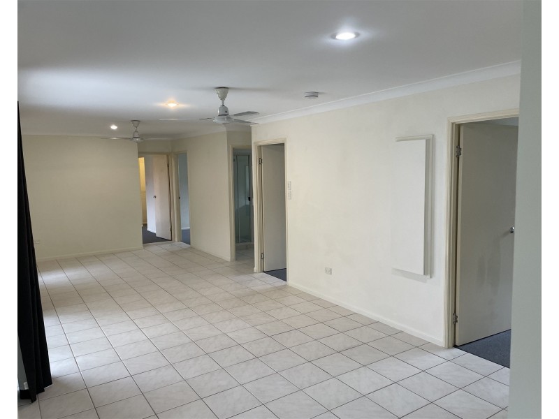 12 Bellingham Crescent, Kirwan QLD 4817