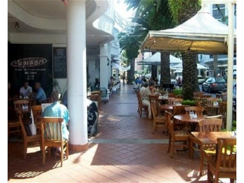 29/136 Old Burleigh Road, Broadbeach QLD 4218