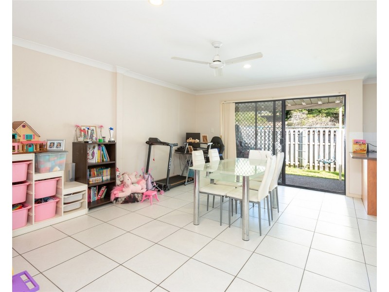 22/13 Hervey Street, Pacific Pines QLD 4211