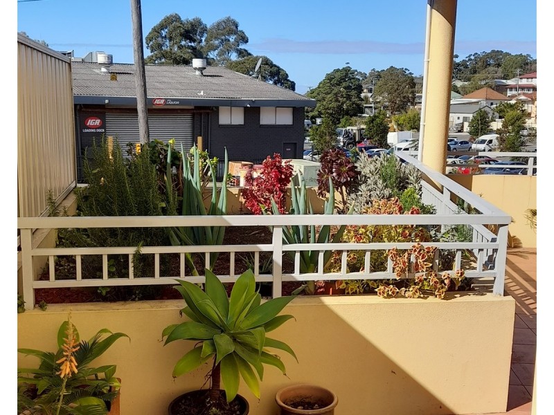 3/377  Princes Highway, Woonona NSW 2517