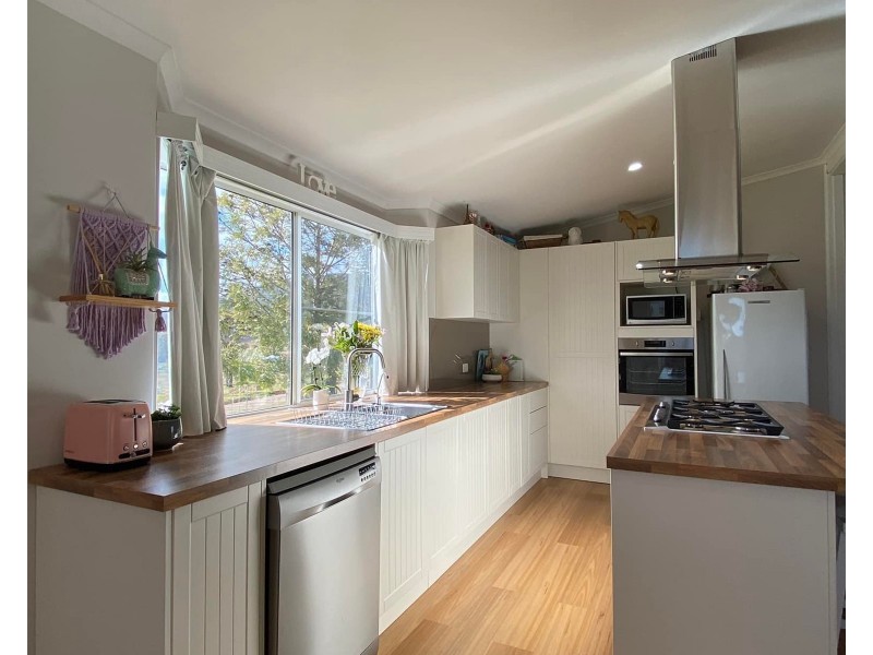 540 Sandy Creek Road, Mccullys Gap NSW 2333