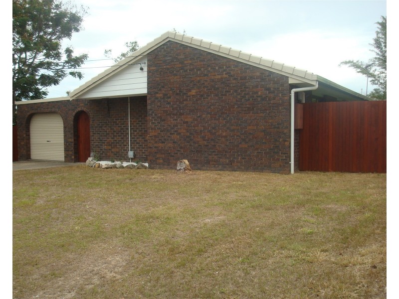 8 Mayfair Drive, Browns Plains QLD 4118