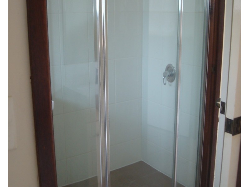 8 Mayfair Drive, Browns Plains QLD 4118