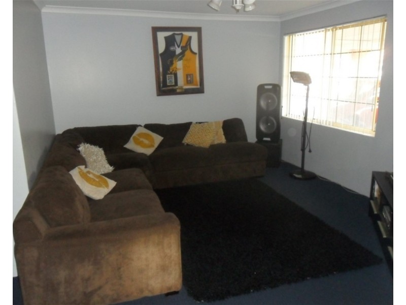 3 constitution gardens, Bibra Lake WA 6163