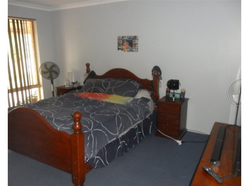 3 constitution gardens, Bibra Lake WA 6163