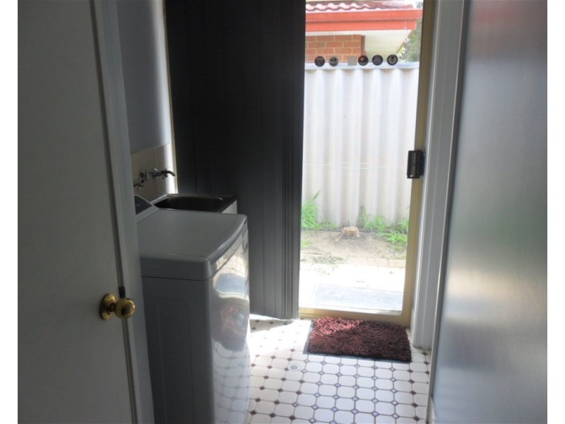 3 constitution gardens, Bibra Lake WA 6163