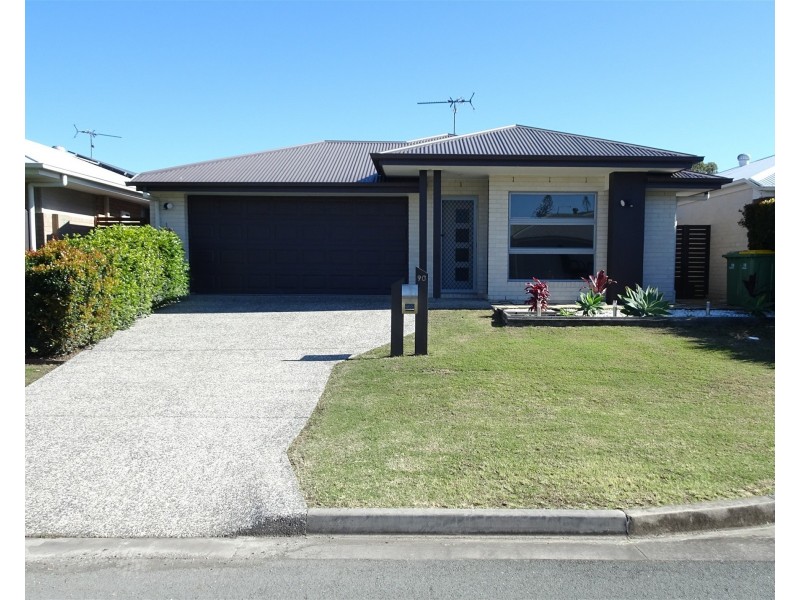90 Brookside Circuit, Ormeau QLD 4208