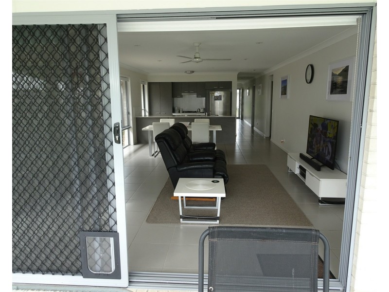 90 Brookside Circuit, Ormeau QLD 4208