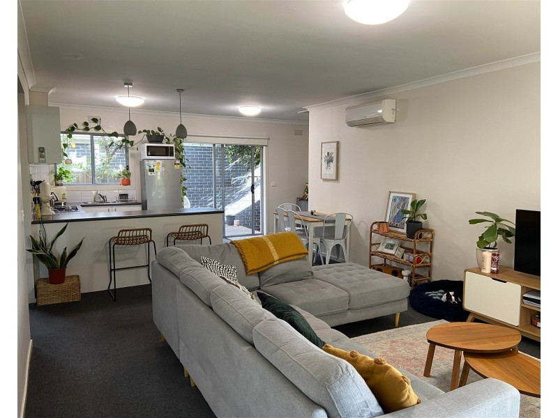 2/39 Hearn Street, Altona North VIC 3025