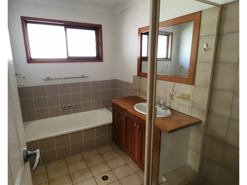 7 Yeovil Court, Alexandra Hills QLD 4161