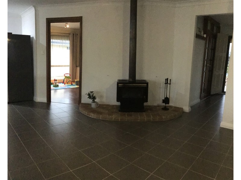 3 Dancy way, Seville Grove WA 6112