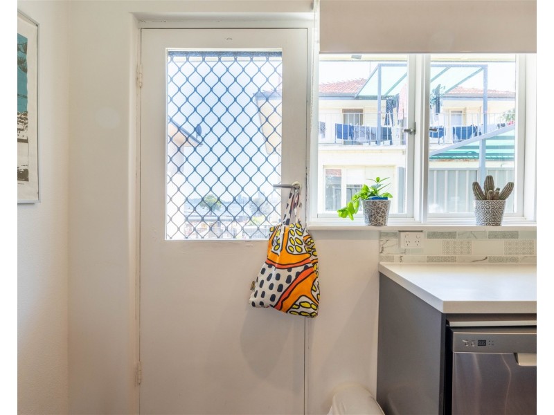 3/4 Kintail Road, Applecross WA 6153