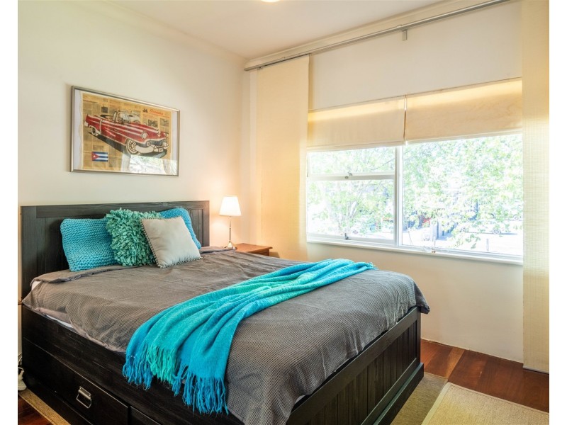 3/4 Kintail Road, Applecross WA 6153