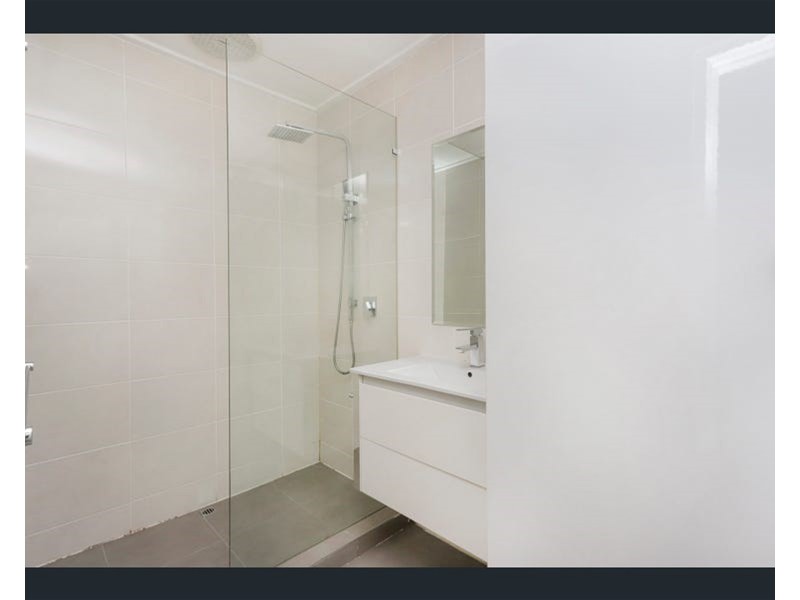 10/361 Geelong Road, Kingsville VIC 3012