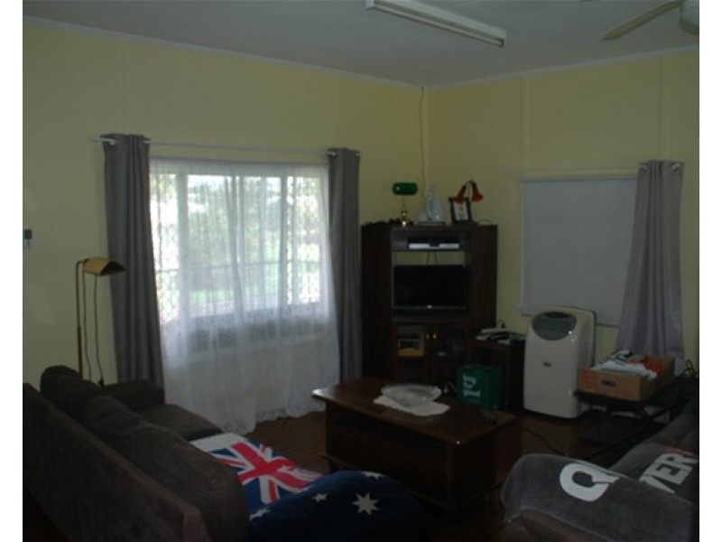 9 Webb Crescent, Innisfail QLD 4860