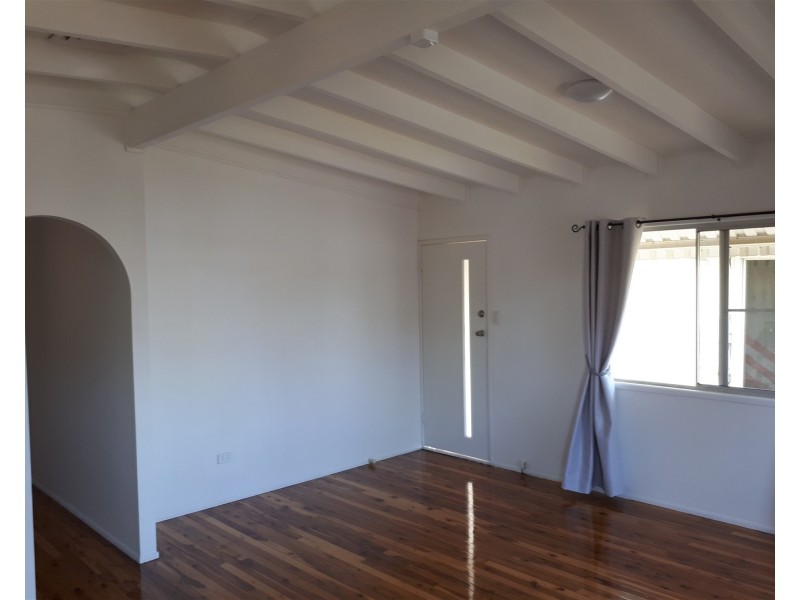 61 Connaught Street, Sandgate QLD 4017