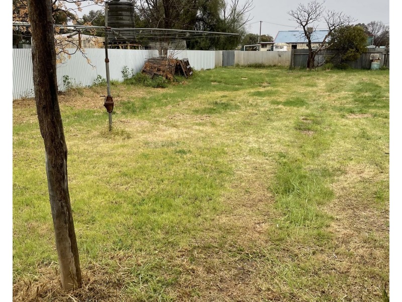 11 Larundel Street, Manangatang VIC 3546