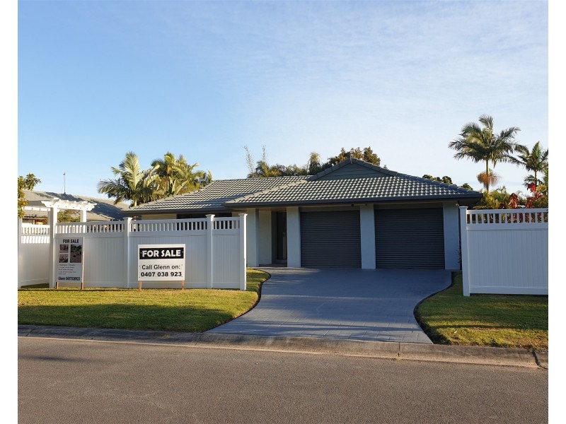 7 Rangeview Ct, Burleigh Waters QLD 4220