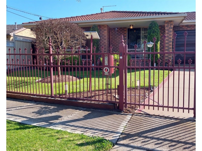 10 Terront Court, Deer Park VIC 3023