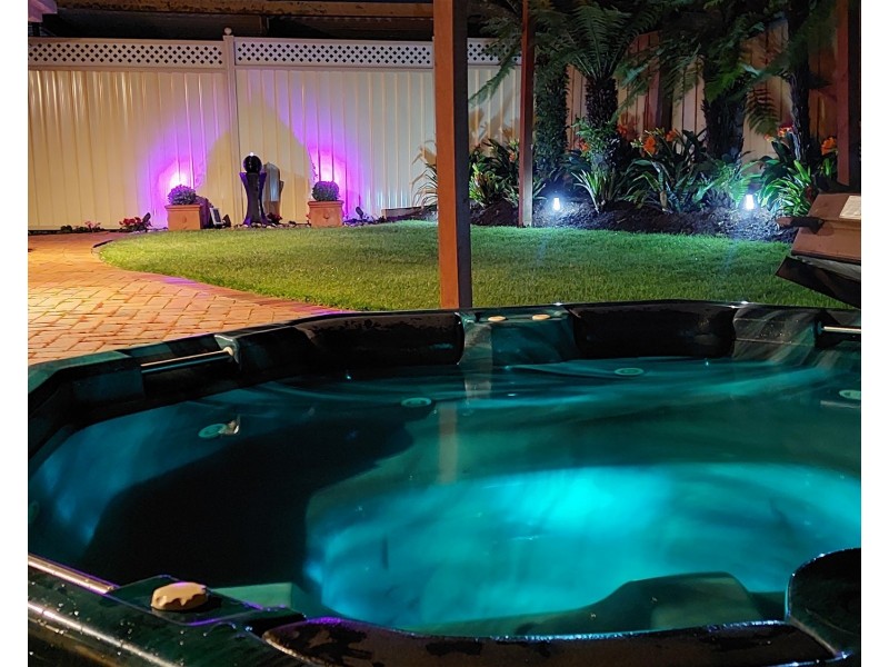 10 Terront Court, Deer Park VIC 3023