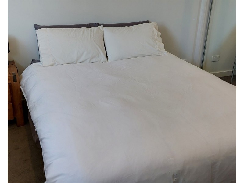 2/15-17 Curie Avenue, Oak Park VIC 3046