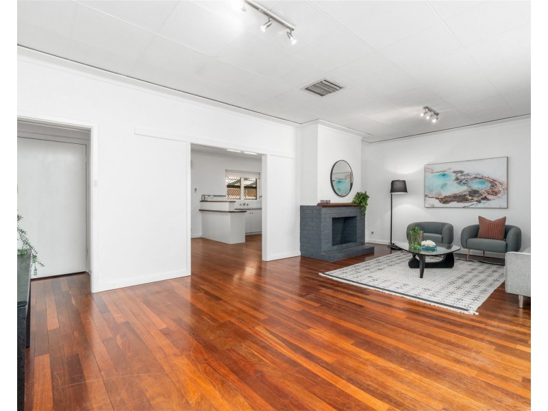 15 Michael Street, Yokine WA 6060