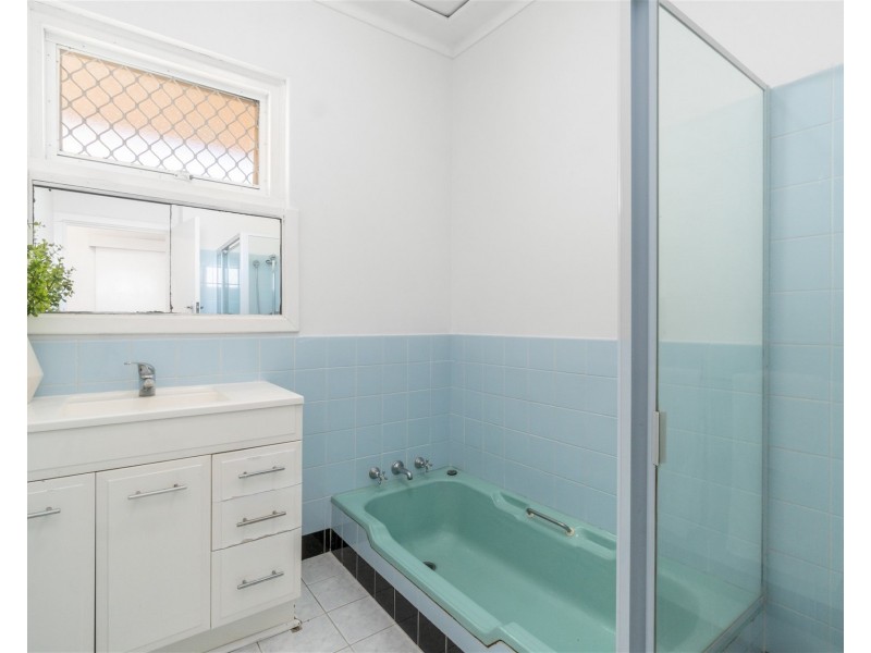 15 Michael Street, Yokine WA 6060