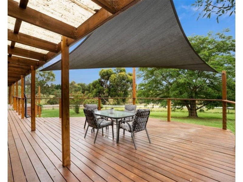 98 Grant Road, Somerville VIC 3912