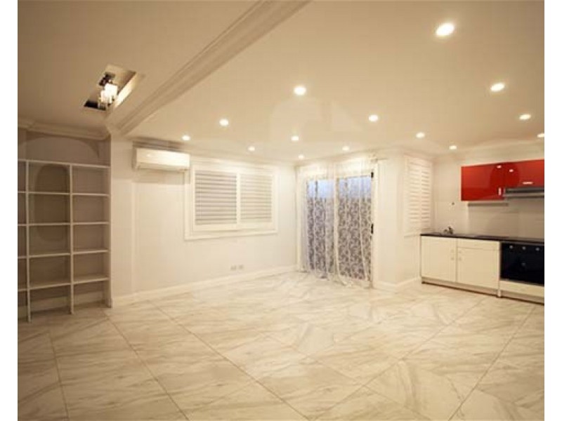 93 Constitution Rd, Meadowbank NSW 2114