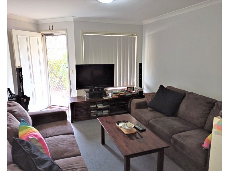 2/6 Samanthas Way, Slacks Creek QLD 4127