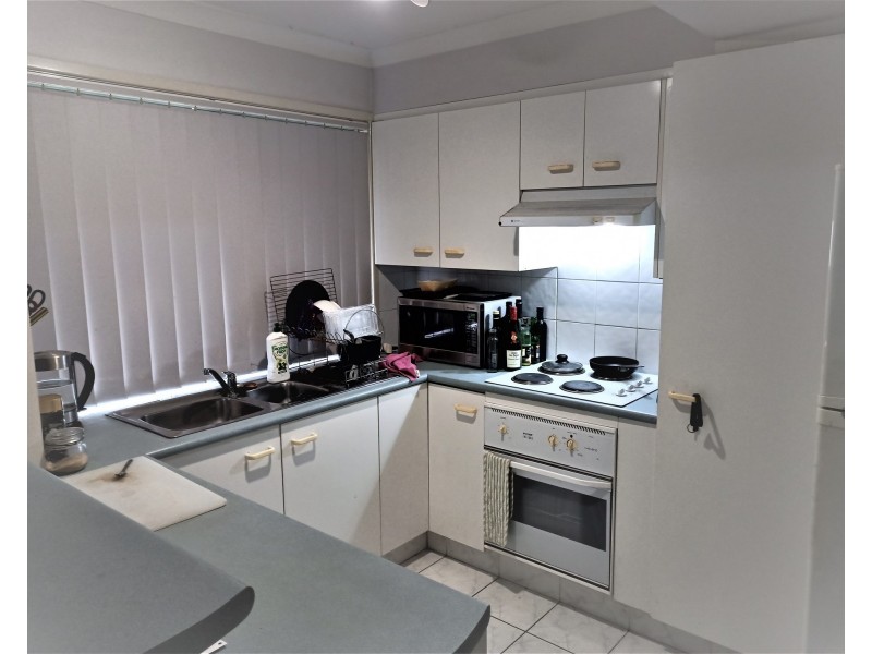 2/6 Samanthas Way, Slacks Creek QLD 4127