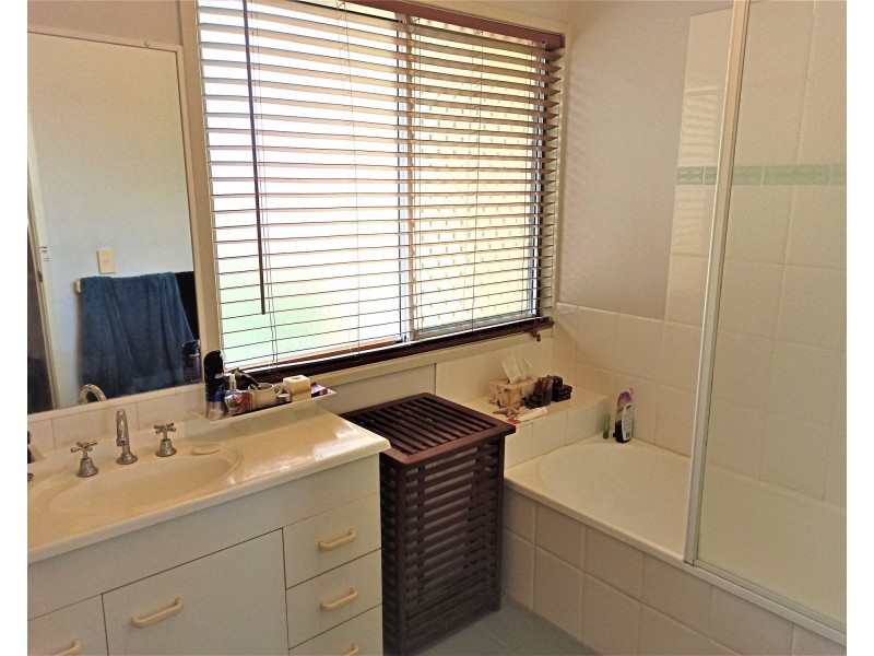 2/6 Samanthas Way, Slacks Creek QLD 4127