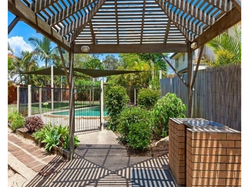 2/6 Samanthas Way, Slacks Creek QLD 4127