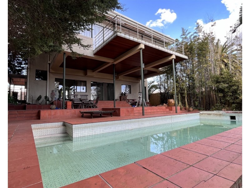 12 Matlock Court, Caulfield North VIC 3161