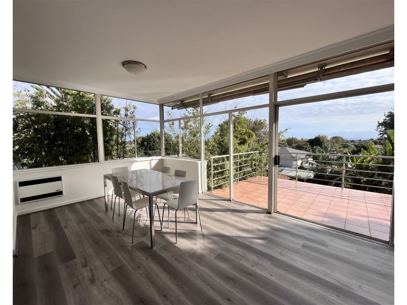 12 Matlock Court, Caulfield North VIC 3161