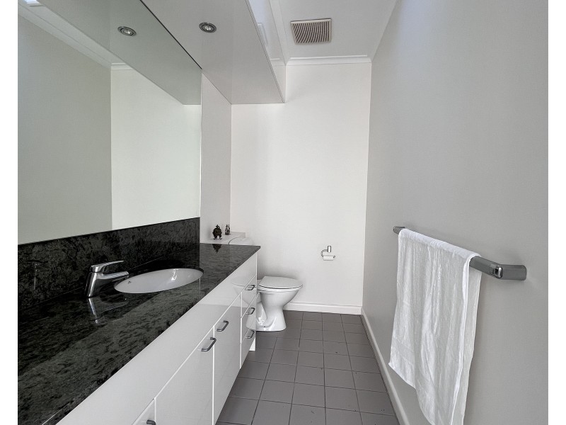 12 Matlock Court, Caulfield North VIC 3161