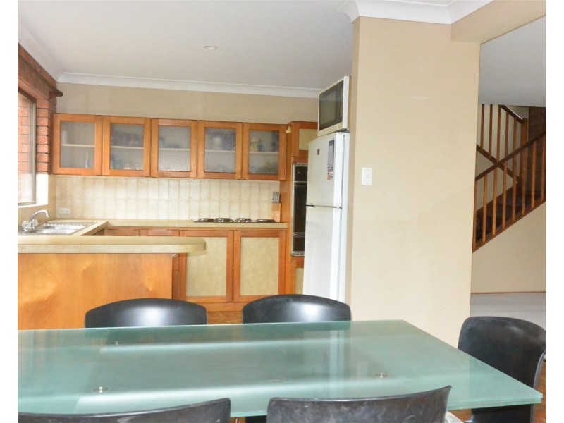 10 Gill court, Bundamba QLD 4304