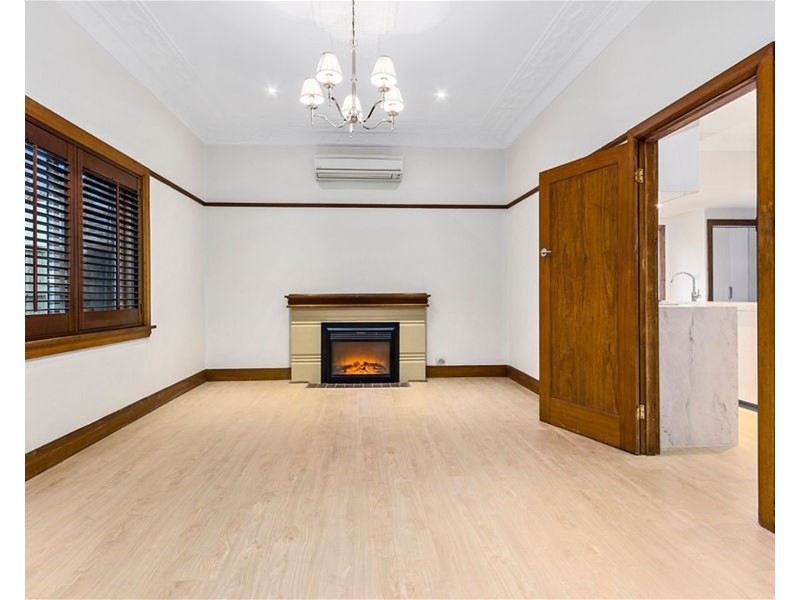 4 BEATRICE STREET, Glen Iris VIC 3146