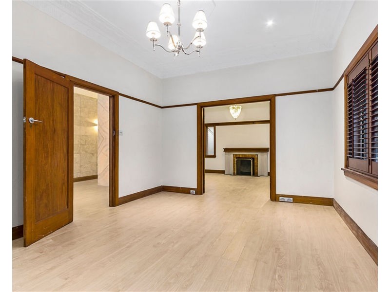 4 BEATRICE STREET, Glen Iris VIC 3146