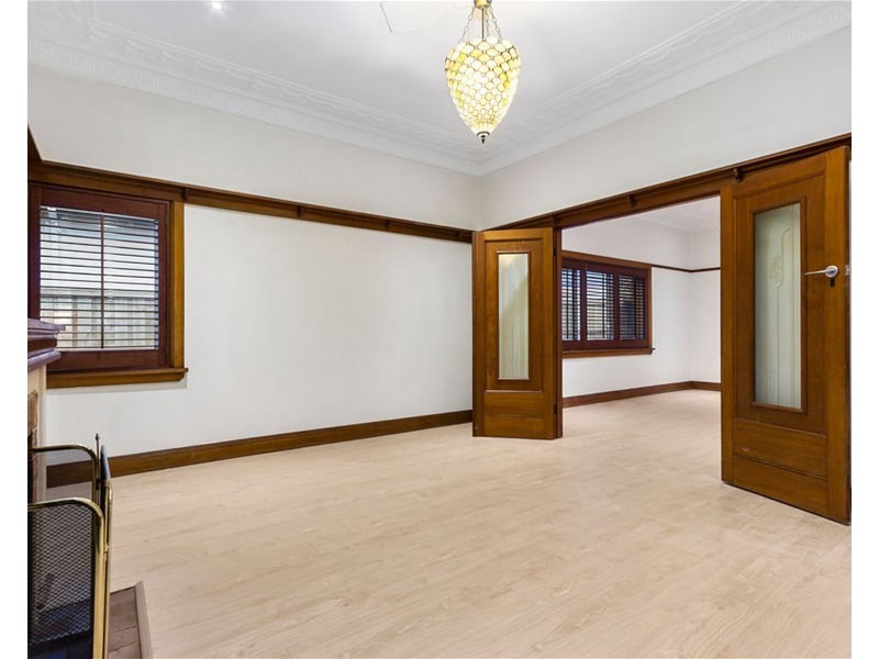 4 BEATRICE STREET, Glen Iris VIC 3146